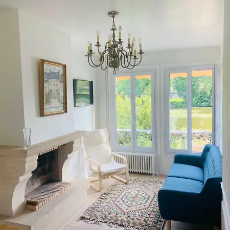 Maison De Charme Avec Vue Sur Le Chateau 别墅